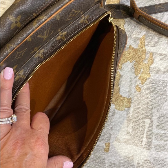 Louis Vuitton Nile Monogram Crossbody Bag - Picture 8 of 9